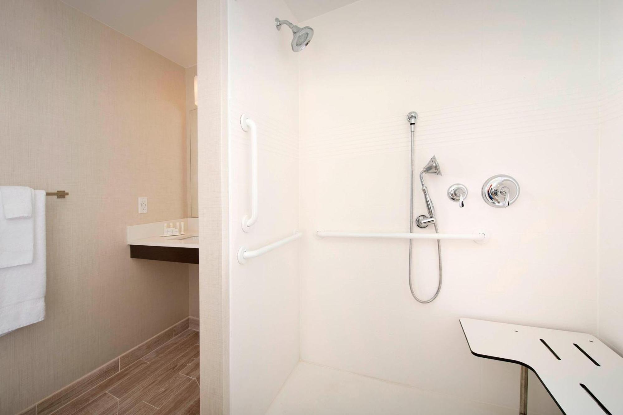 Towneplace Suites By Marriott Alexandria Fort Belvoir Mount Vernon Bagian luar foto
