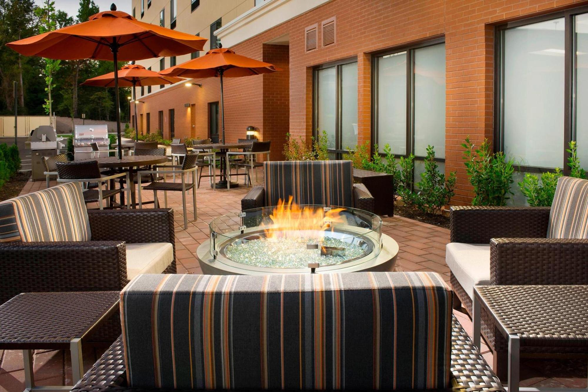Towneplace Suites By Marriott Alexandria Fort Belvoir Mount Vernon Bagian luar foto