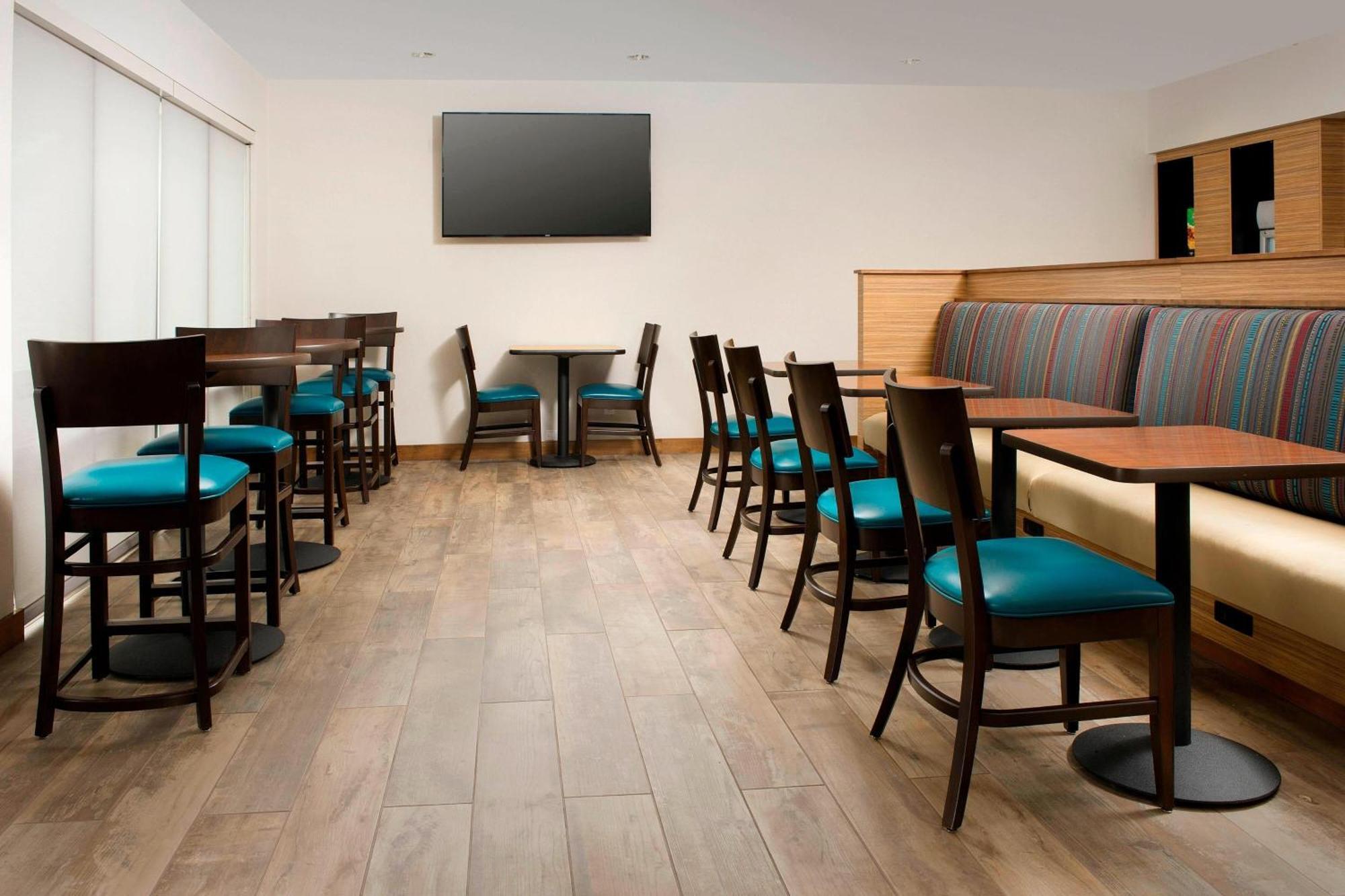 Towneplace Suites By Marriott Alexandria Fort Belvoir Mount Vernon Bagian luar foto