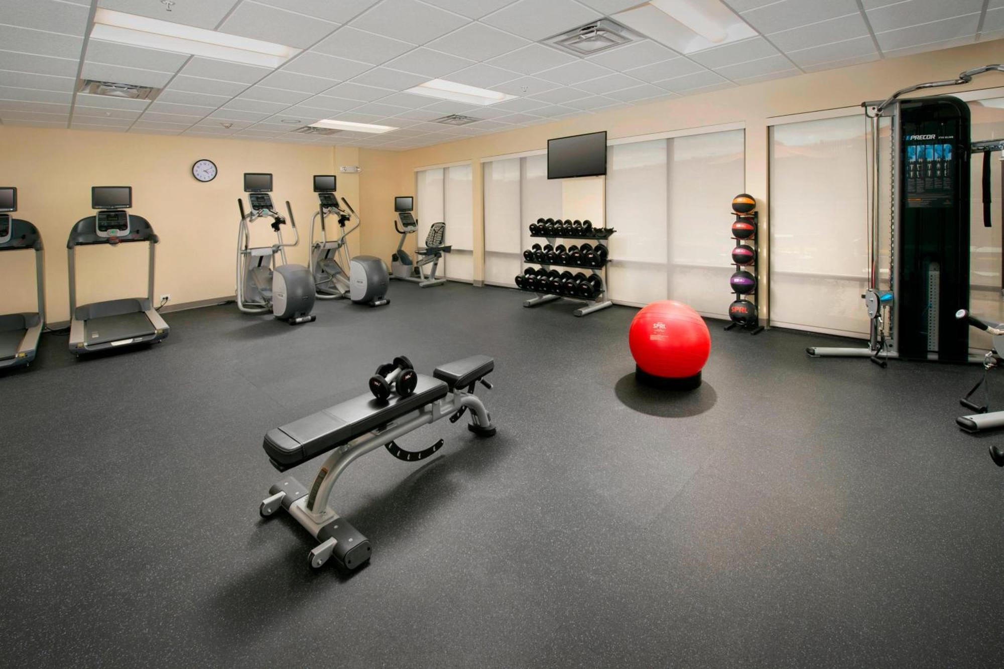 Towneplace Suites By Marriott Alexandria Fort Belvoir Mount Vernon Bagian luar foto